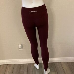 AUROLA Maroon Amplify High Waiated Leggings